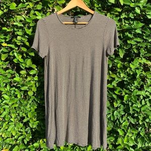 Short stripped dress